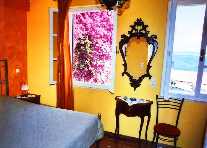 Guest house Eleni 3*